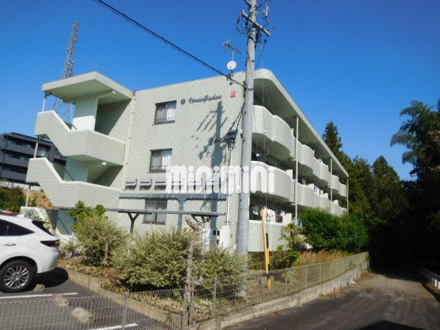 建物外観　タイル張りの重量感のあるコンクリートマンションです。