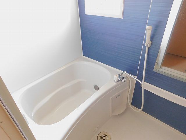 バス・シャワールーム　※別号室の写真となります。