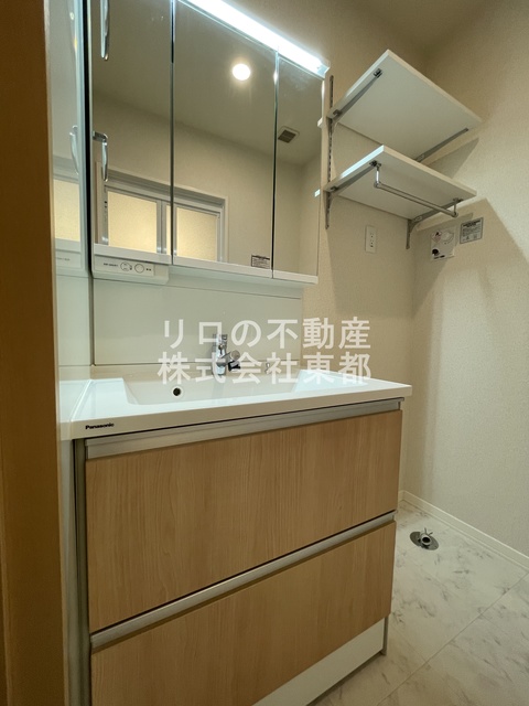 洗面設備　ヘアセットも簡単洗髪洗面化粧台タイプ☆