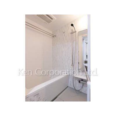 バス・シャワールーム　同タイプ13階のお部屋を撮影。仕様が異なることがあります。