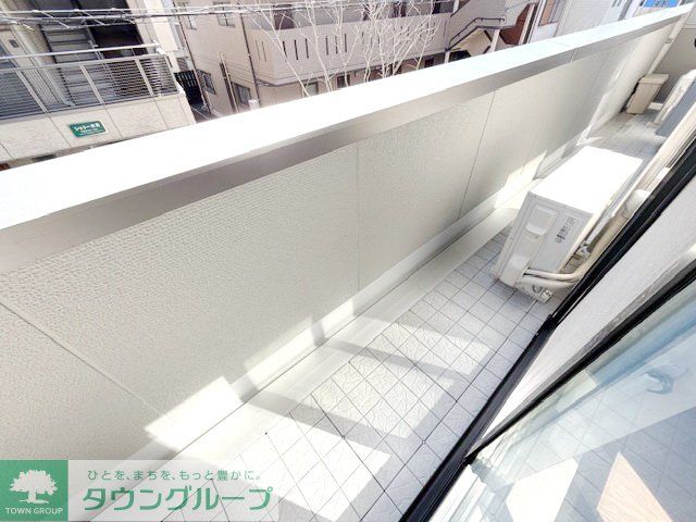 バルコニー　バルコニー