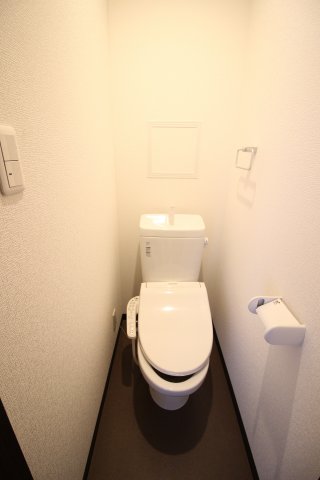 トイレ　別部屋写真