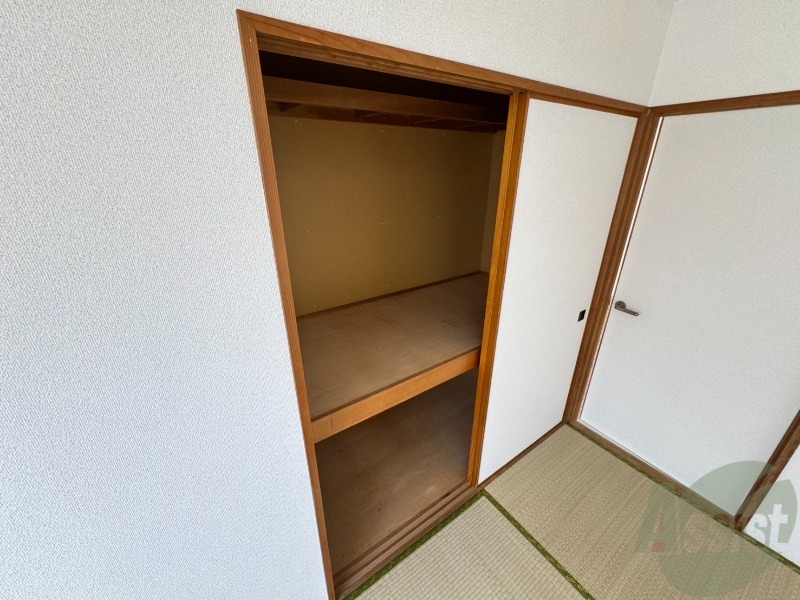 収納　押入です。和室はやっぱり落ち着きがありますね。