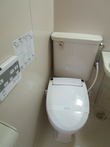 トイレ　☆温水洗浄便座☆