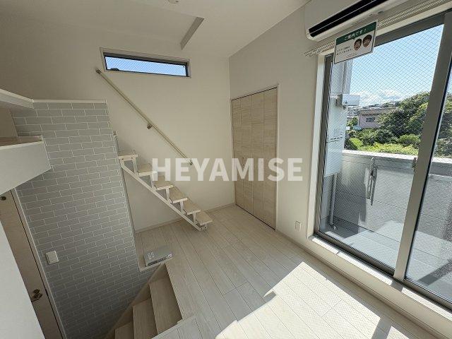 居室・リビング　※室内画像は類似物件のもの