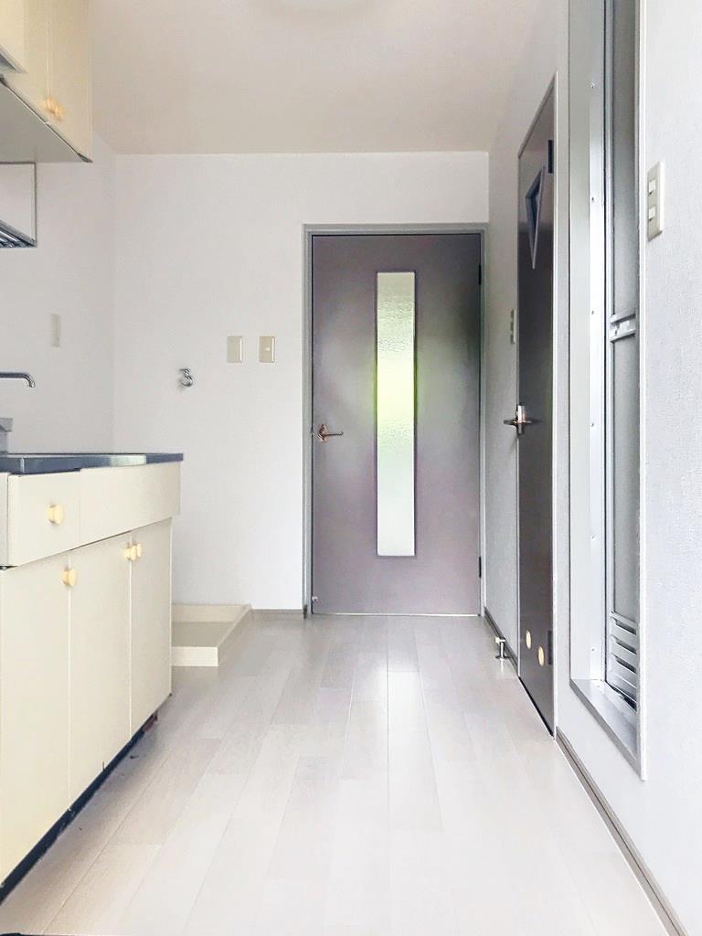 玄関　※他室参照