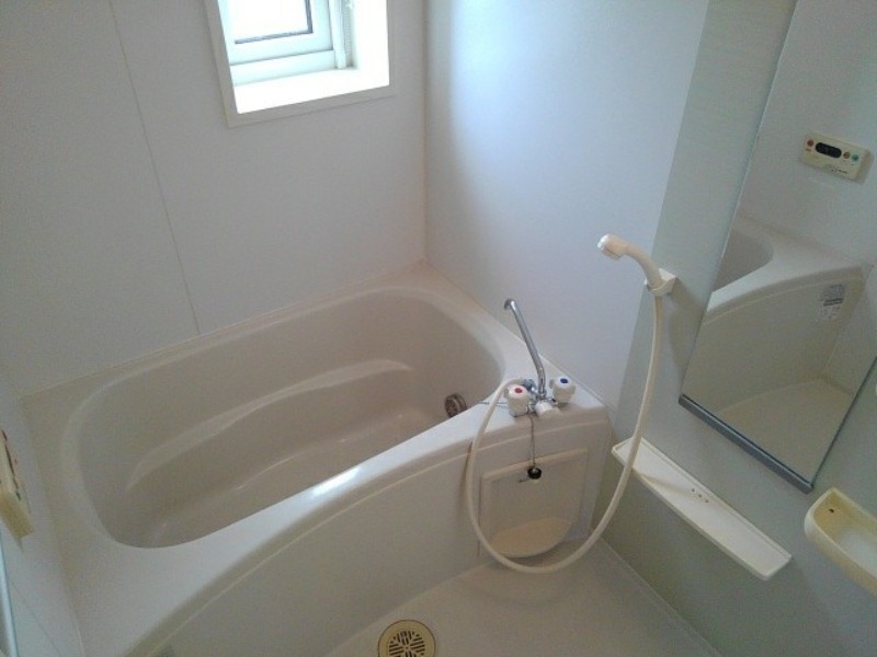 バス・シャワールーム　図面と現状に相違がある場合には現状を優先