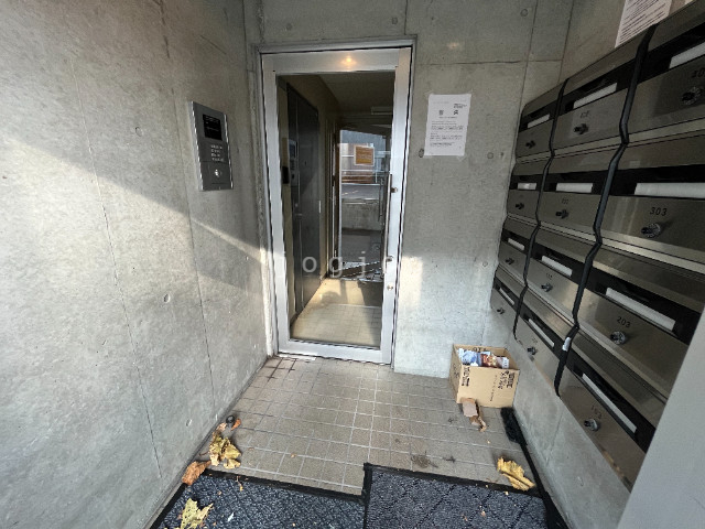 エントランス　オートロック