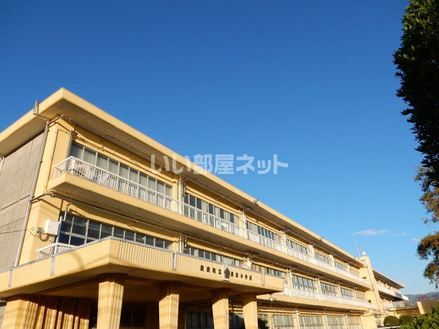 小学校　長泉町立長泉小学校（小学校）まで776m