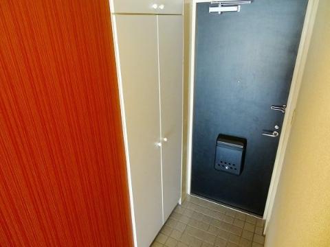 玄関　靴箱あり