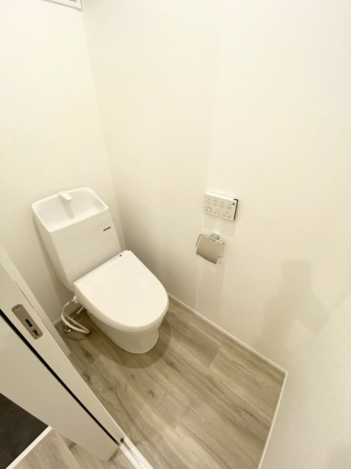 CUORE B棟のトイレ写真