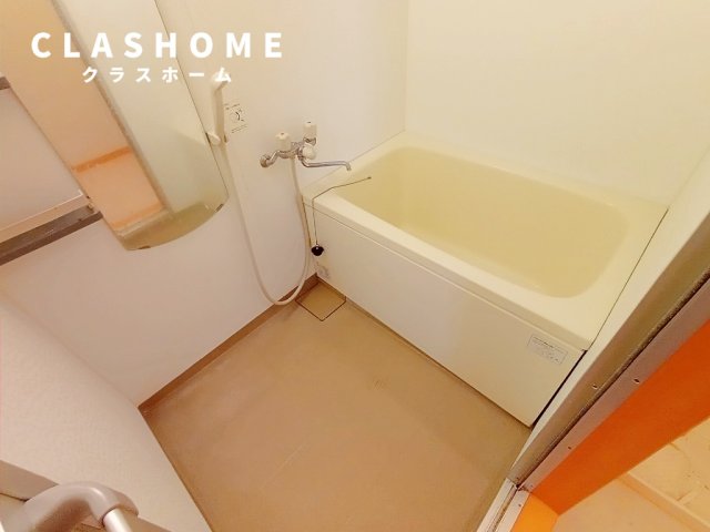 バス・シャワールーム　同物件の別部屋になります。