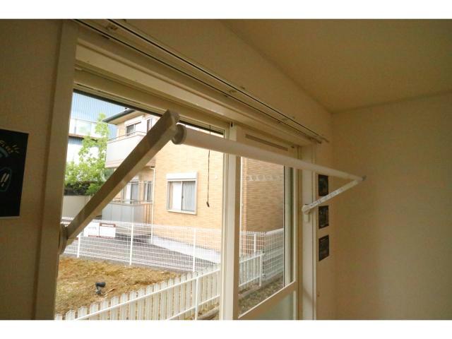 その他設備　室内物干し