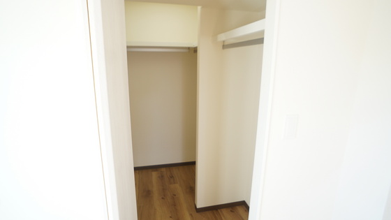 収納　ウォークインクローゼット