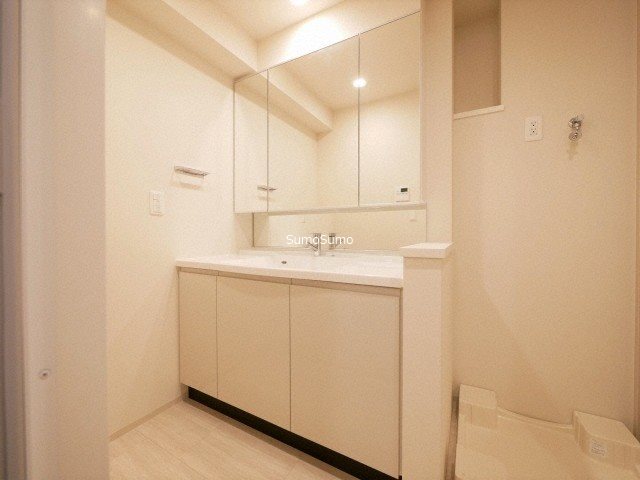 洗面設備　広い洗面スペース