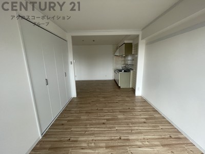 居室・リビング　最上階・南向きで陽当り良好なリビング！