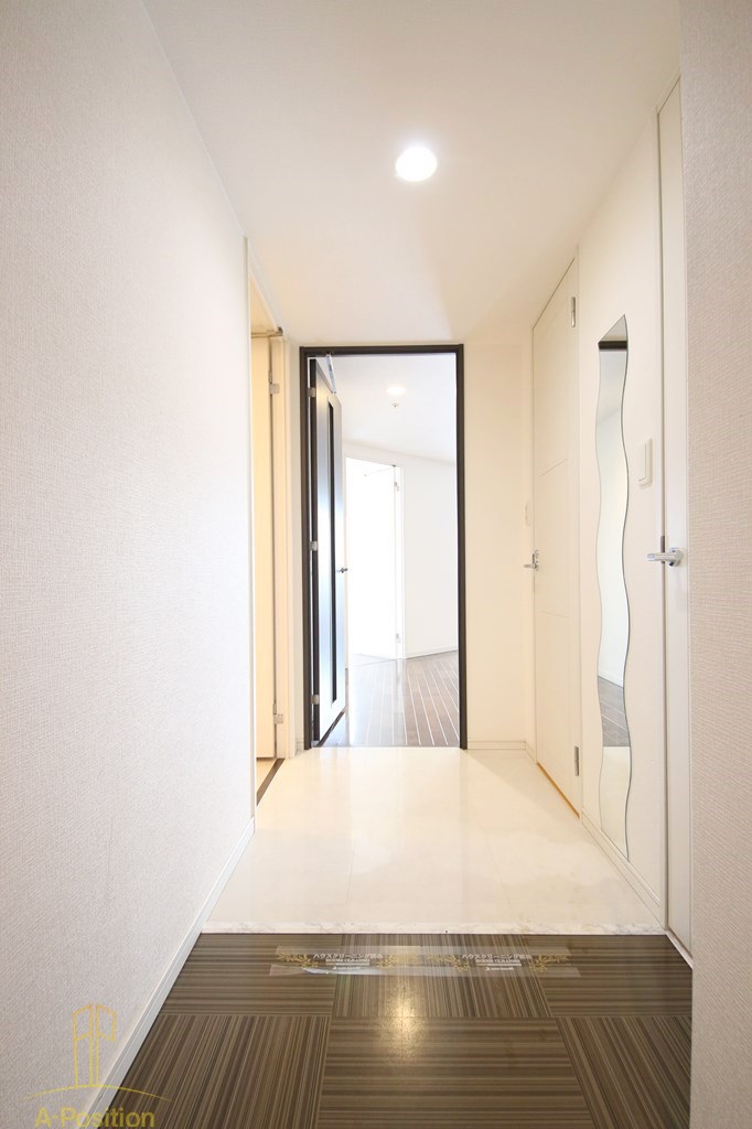 玄関　KDX堺筋本町レジデンス