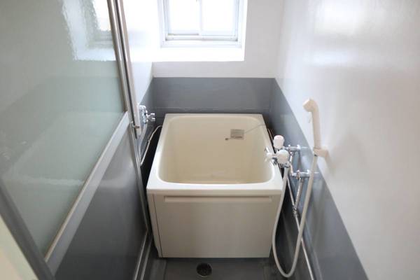 バス・シャワールーム　ビレッジハウスの同一物件・同一タイプの間取りの写真です