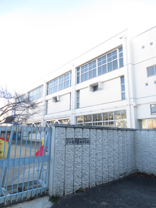 小学校　藤田小学校（小学校）まで503m