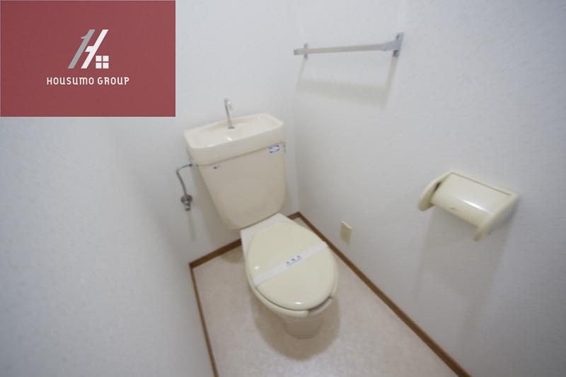 トイレ　トイレもきれいです
