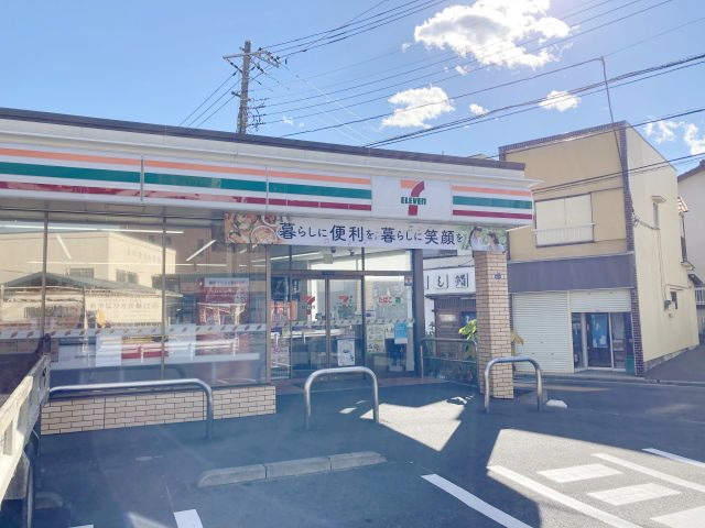 コンビニ　セブンイレブン横浜永田東２丁目店.（コンビニ）まで450m