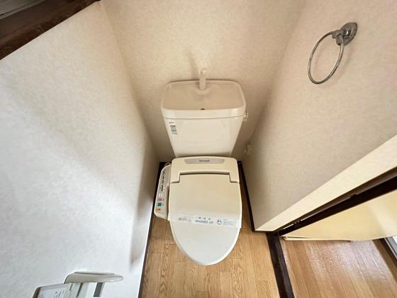 トイレ　※別部屋の写真です