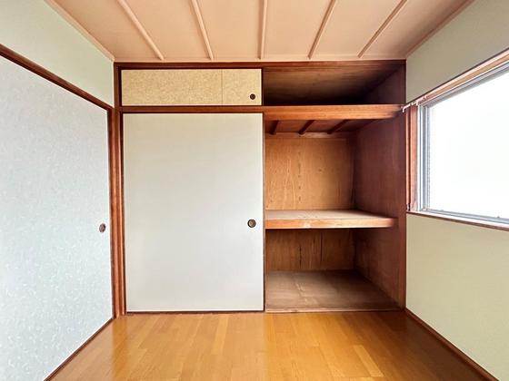収納　※別部屋の写真です