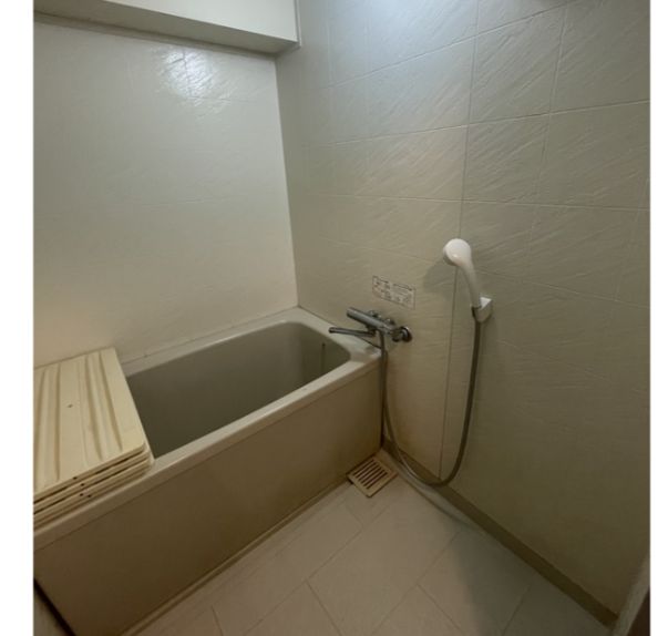 バス・シャワールーム　ゆったり過ごせるお風呂です