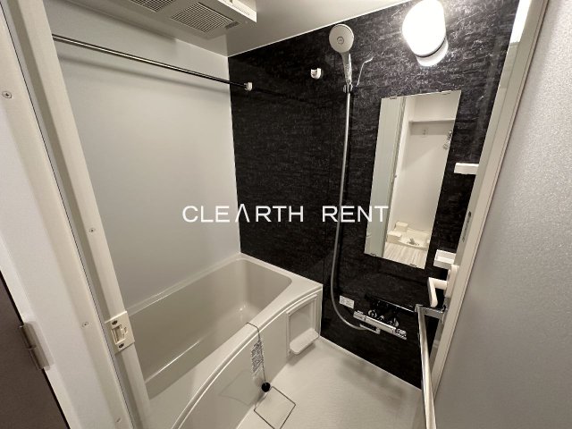 バス・シャワールーム　浴室乾燥機付きバスルーム/追焚機能付き