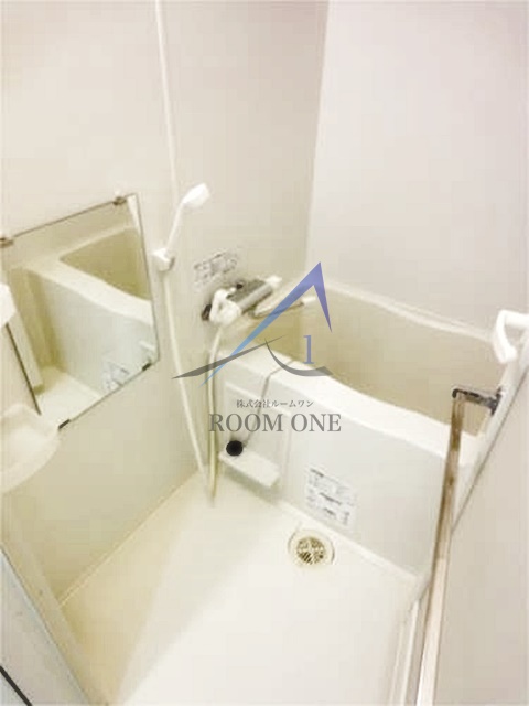 バス・シャワールーム　お風呂です。
