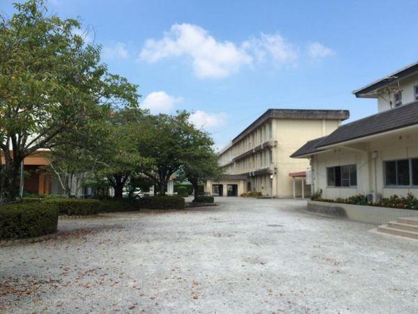 中学校　宮崎市立　住吉中学校（中学校）まで1306m