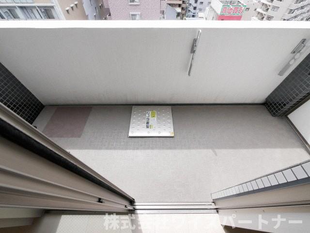 バルコニー　※別号室の為、現況優先