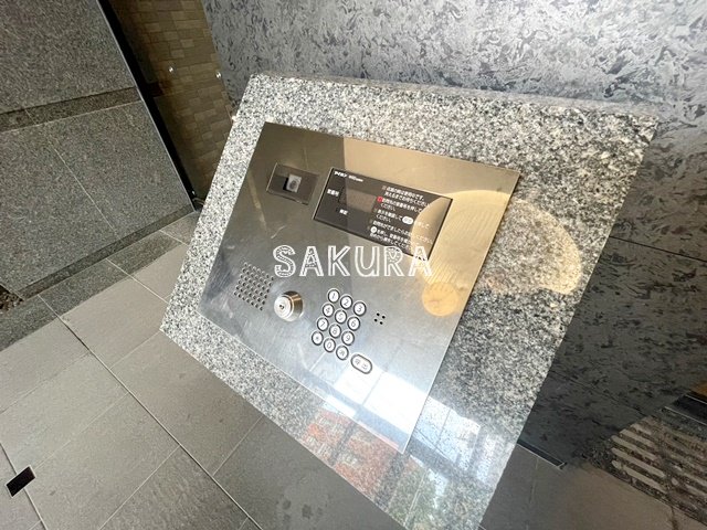 セキュリティ　女性の方でも安心のモニター付きオートロック♪