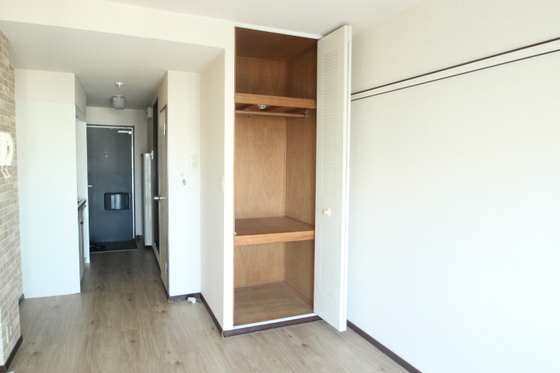 収納　※別部屋の写真です