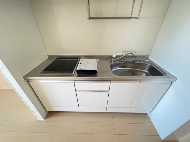 キッチン　別部屋参考写真です