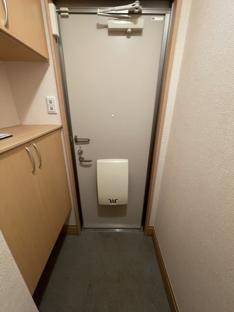 玄関　別部屋参考写真です