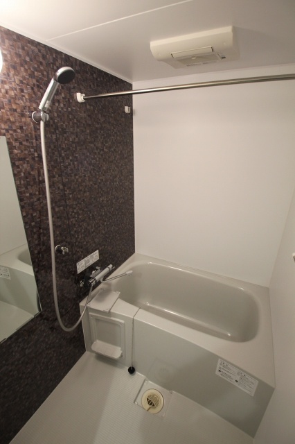 バス・シャワールーム　別号室の写真です