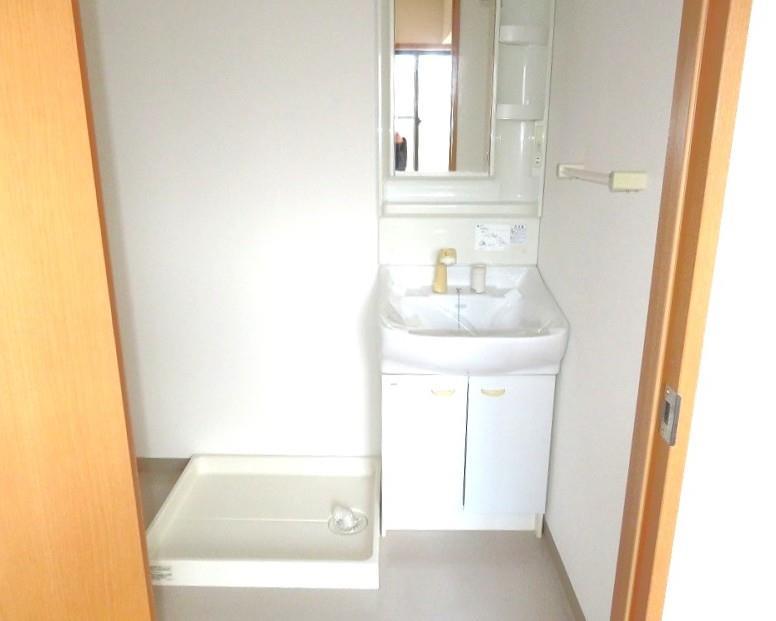 洗面設備　洗髪洗面化粧台