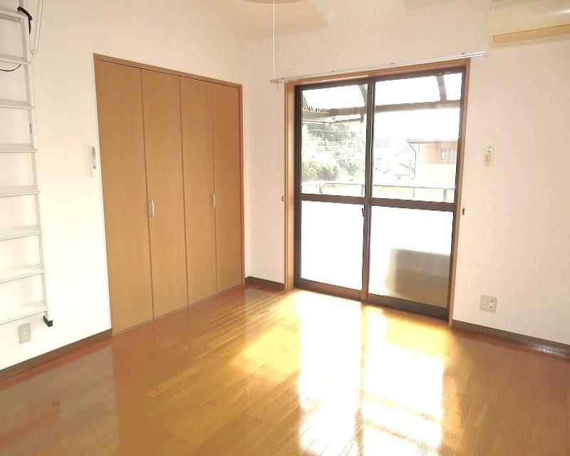 居室・リビング　洋室