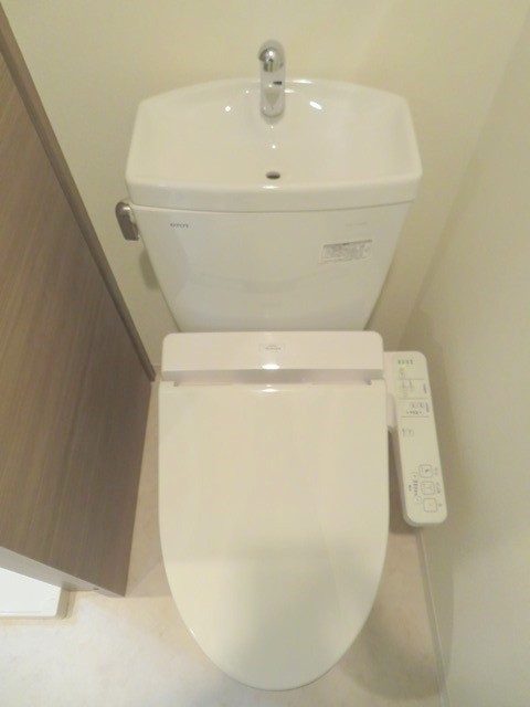 トイレ　別部屋同仕様タイプ