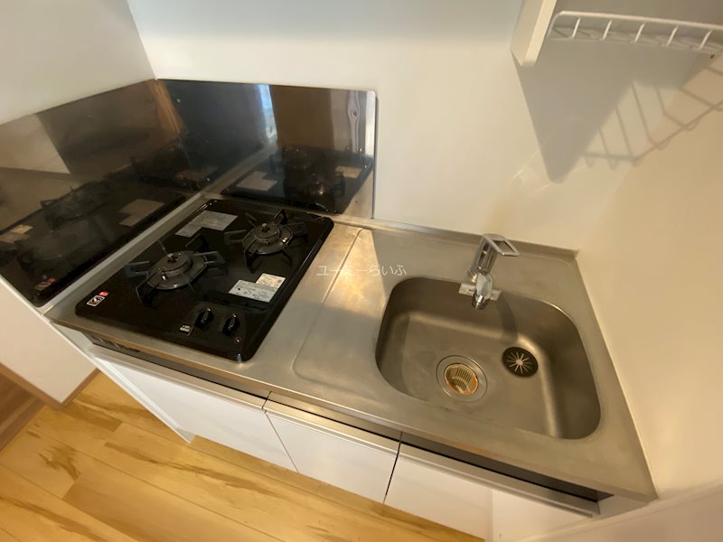 キッチン　2口コンロ付きです☆