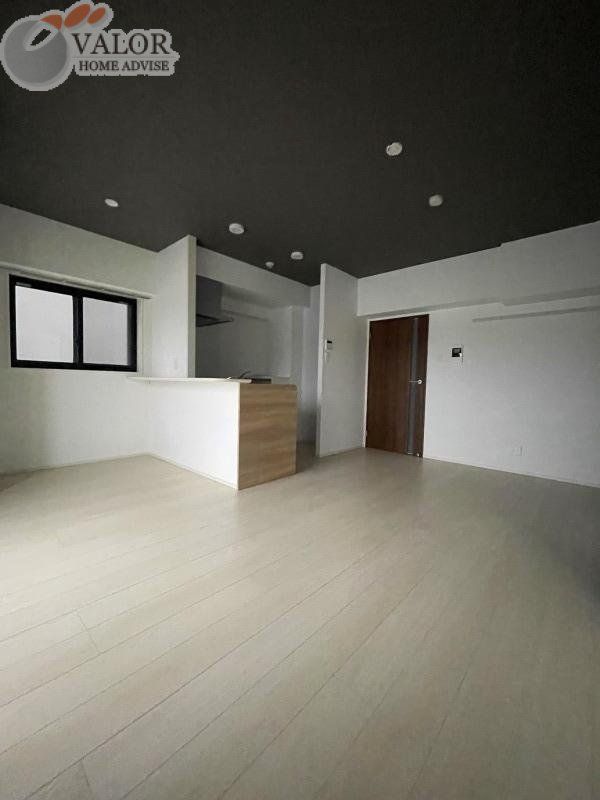 居室・リビング　玄関