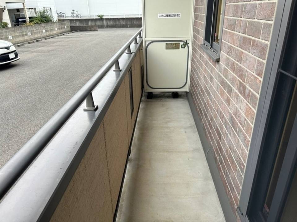 バルコニー　バルコニー