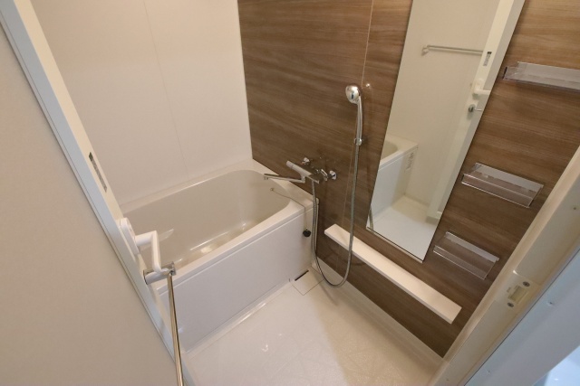 バス・シャワールーム　※別室の参考写真の為、現況優先です。