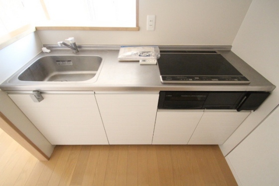 キッチン　※別部屋の写真です