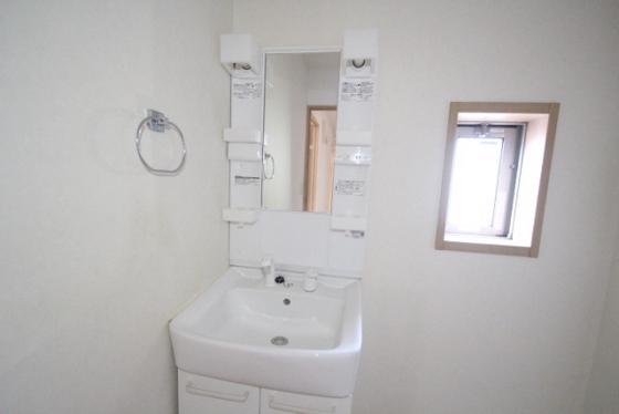 洗面設備　※別部屋の写真です