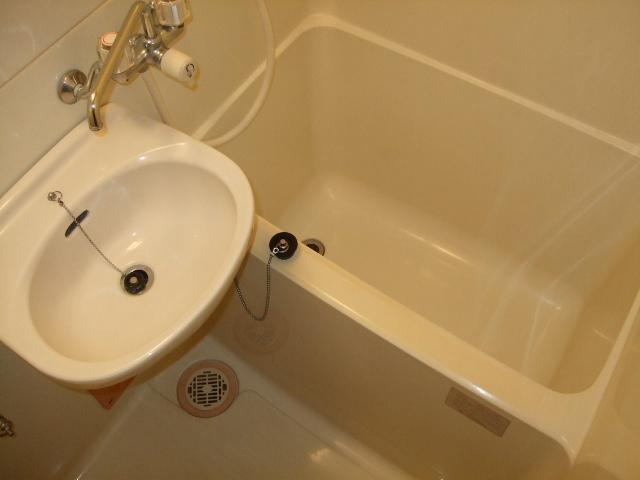 バス・シャワールーム　浴室