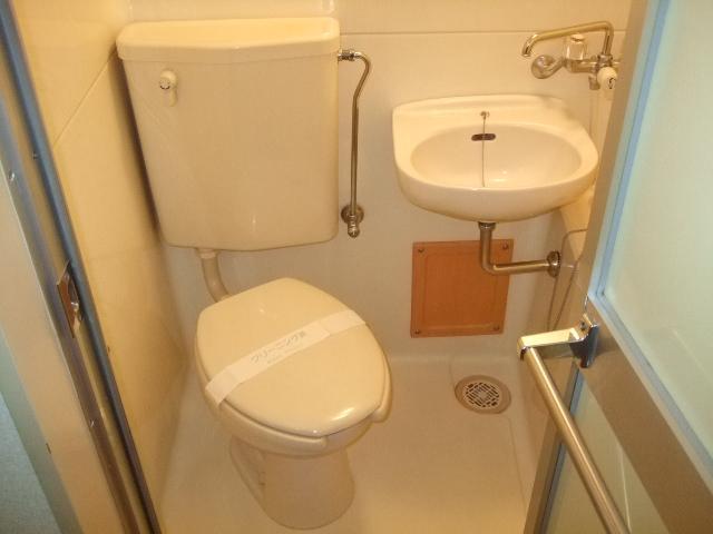 居室・リビング　トイレ