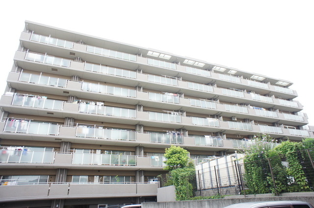 建物外観　２０２２年８月撮影