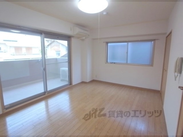 居室・リビング　居室